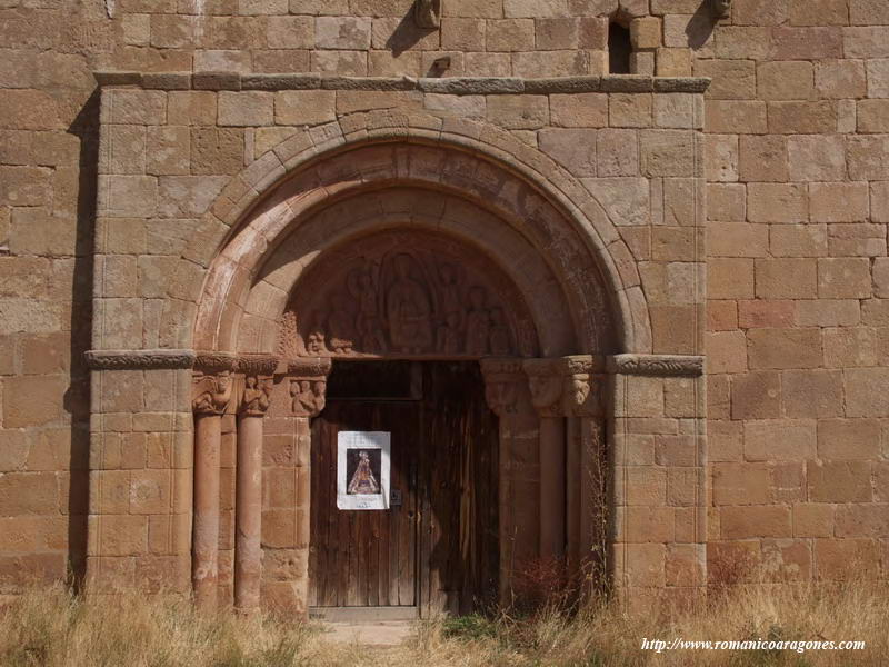 PORTADA SUR DEL TEMPLO